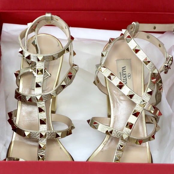Valentino Sandals Size 39 - Picture 5 of 11